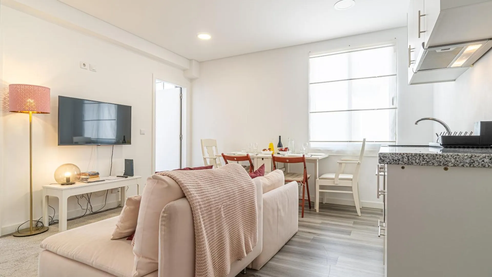 Tanoeiros Apartments Φουνκάλ